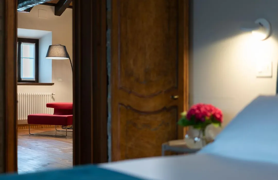 Lis Fadis Wine Relais-1